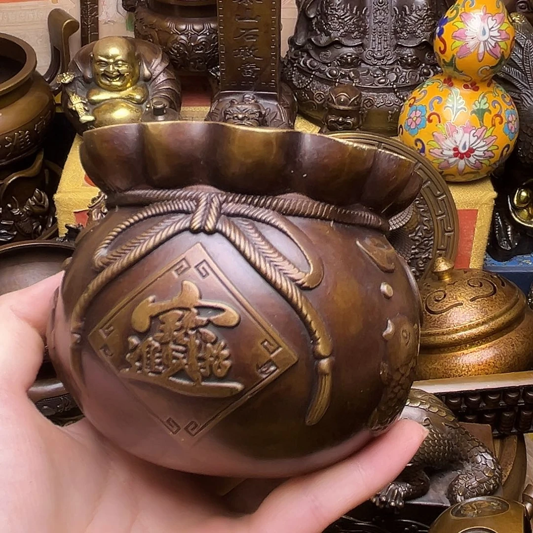 铜器摆件老王直播间