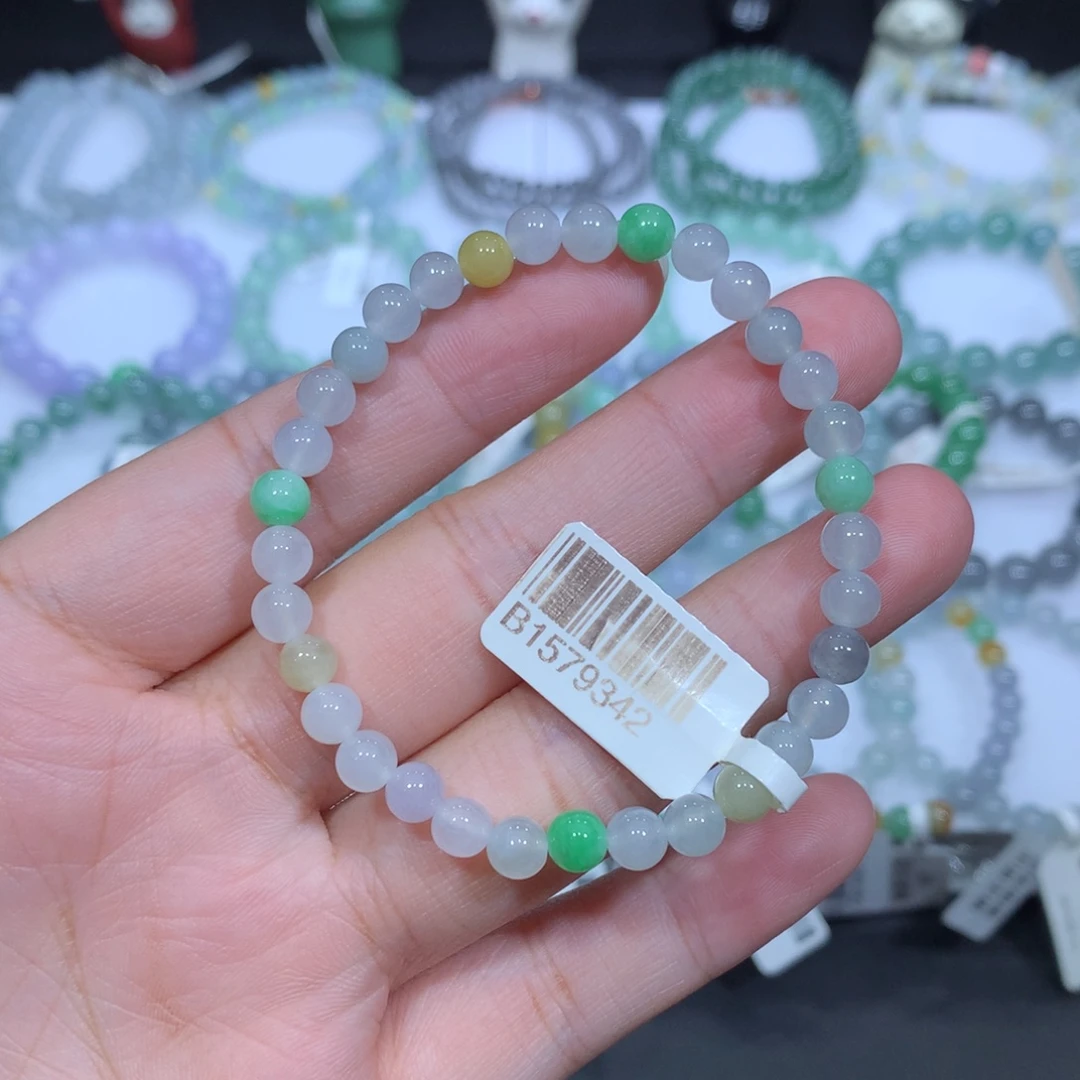 未镶嵌手串翡翠天然