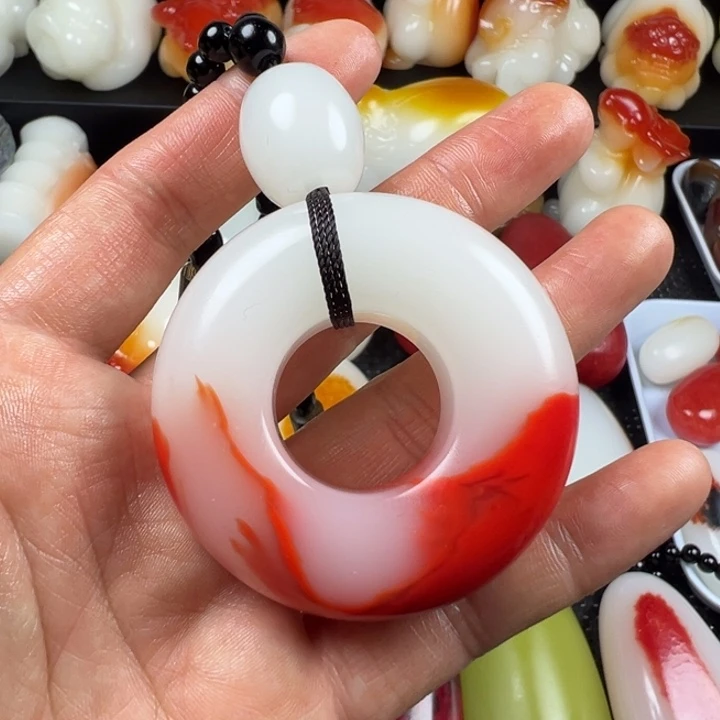 新疆戈壁五彩石金丝