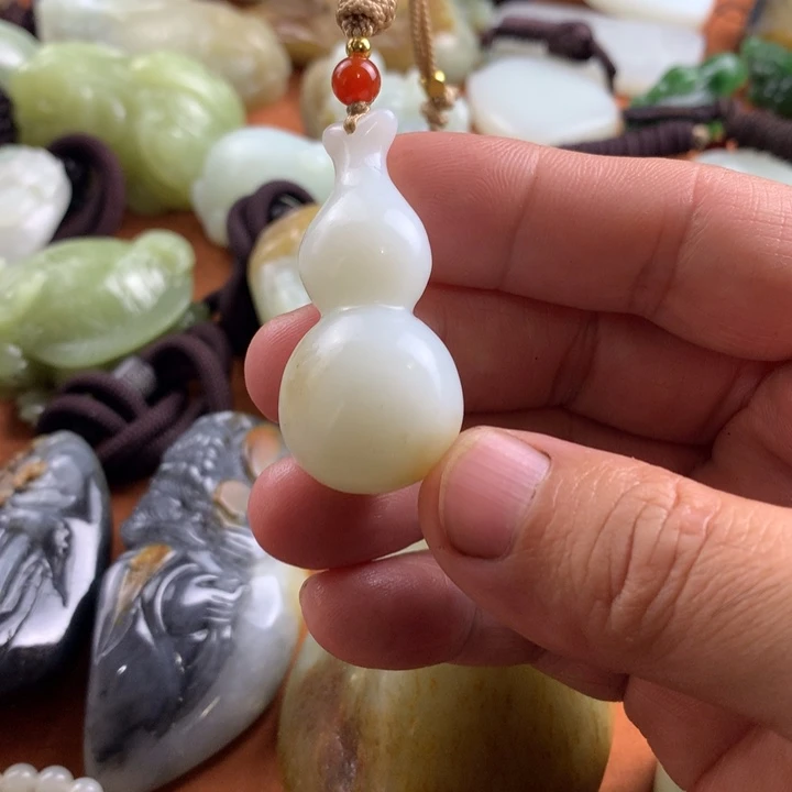 未镶嵌和田玉挂件