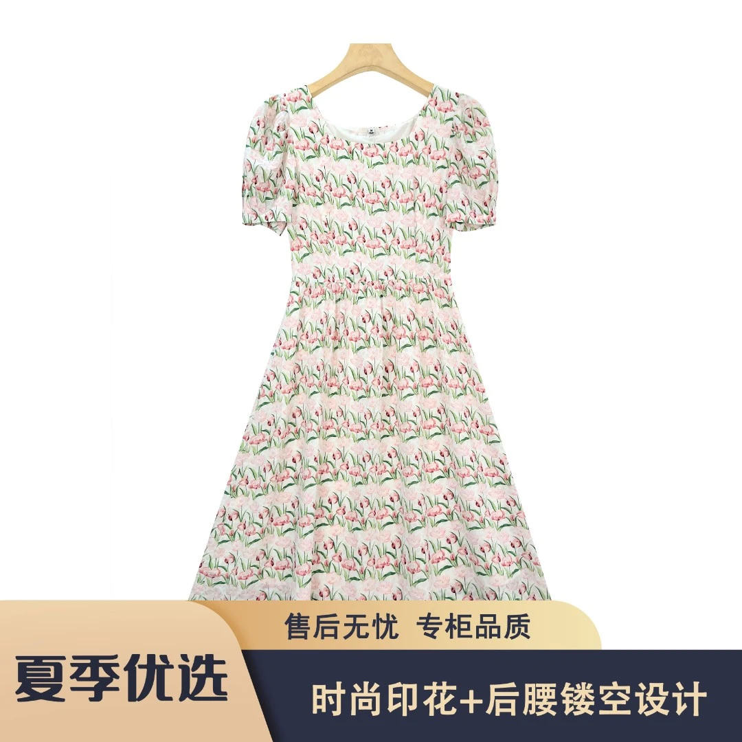 S95 传Q2025夏季方领泡泡袖后背镂空腰时尚连衣裙CQ3078款