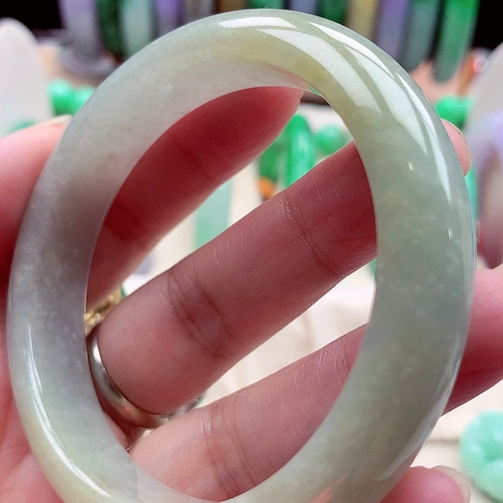 翡翠未镶嵌手镯翡翠