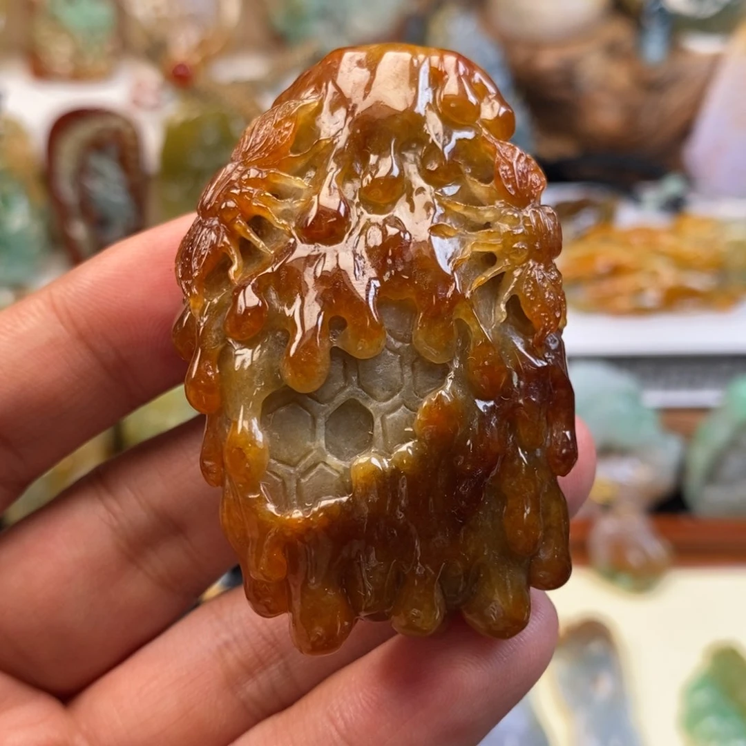 翡翠未镶嵌颈饰惜*缅甸天然翡翠手玩