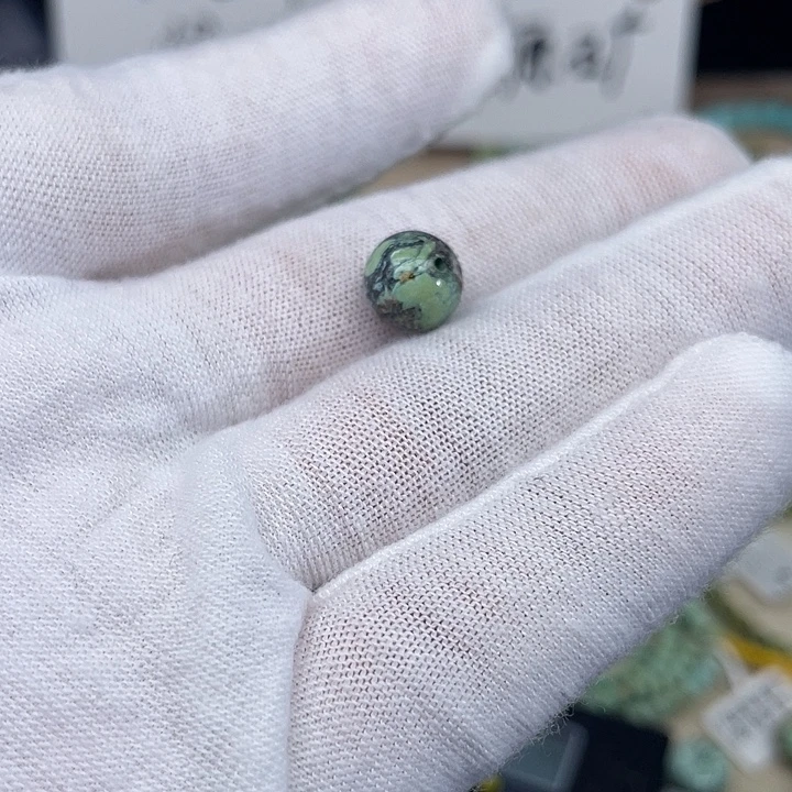 南红玛瑙未镶嵌珠宝奇石