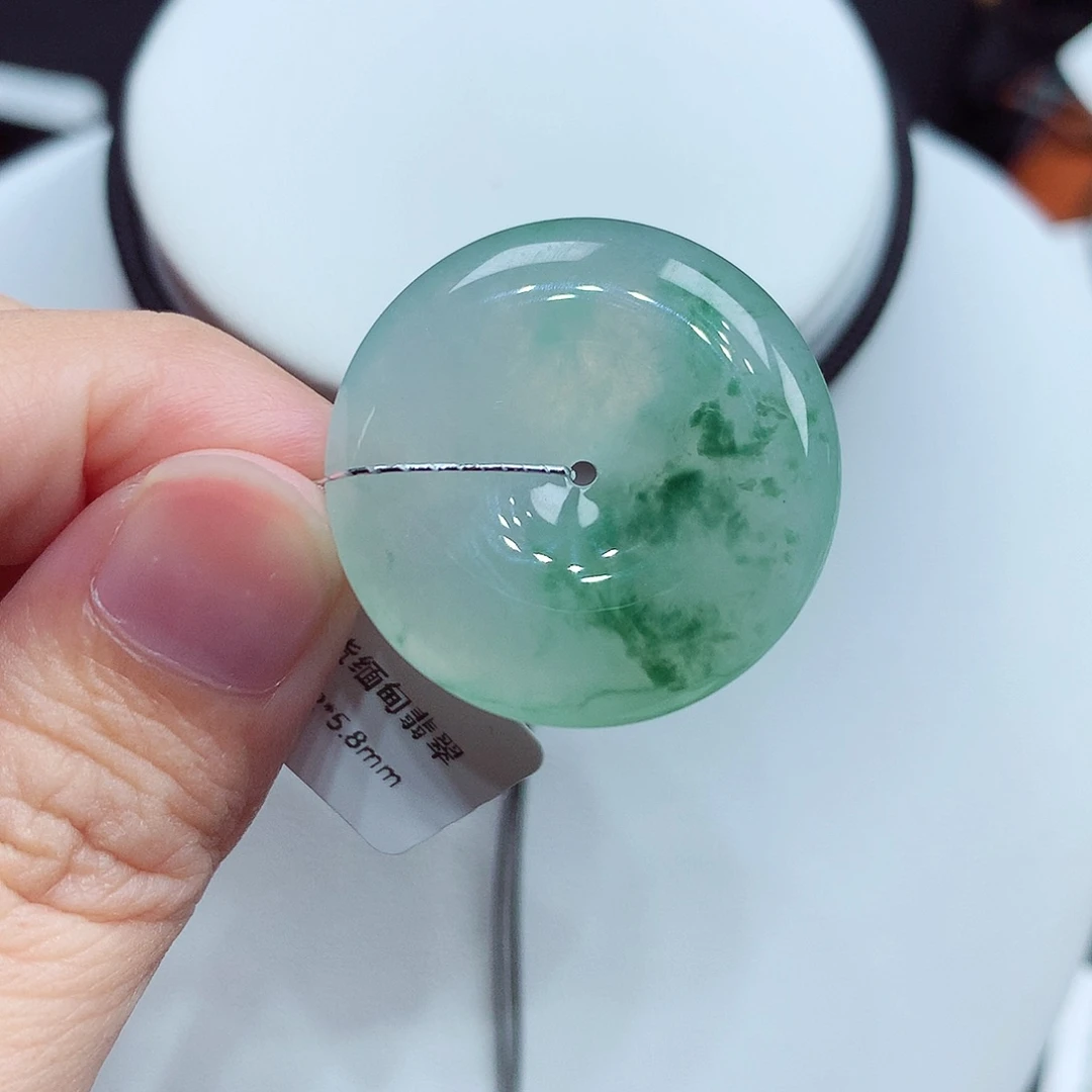 翡翠未镶嵌颈饰翡翠39，27.2/5.8