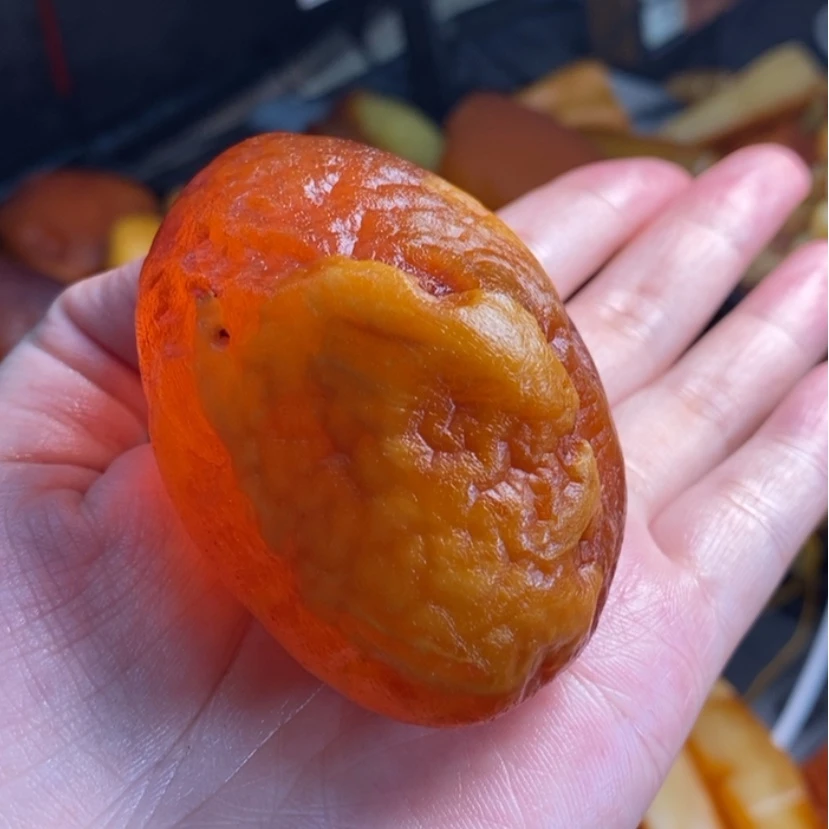 【闪购商品】定制琥珀裸石，。