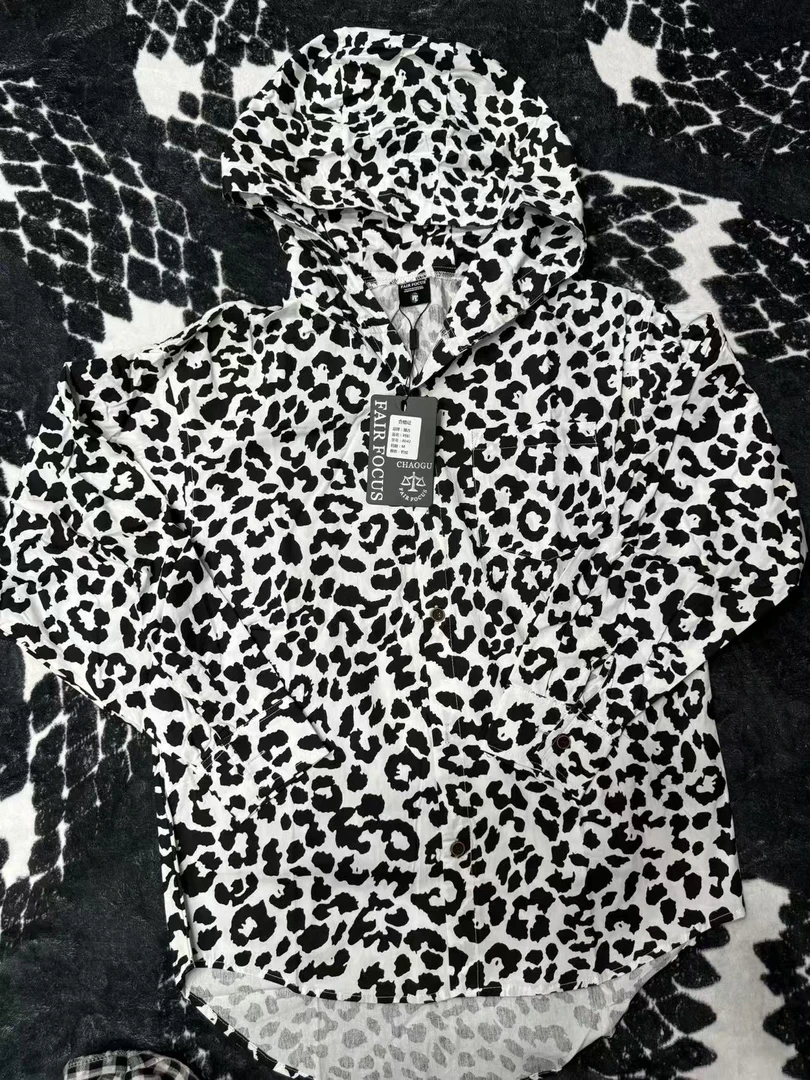 【G2-1】白色豹纹薄款连帽外套