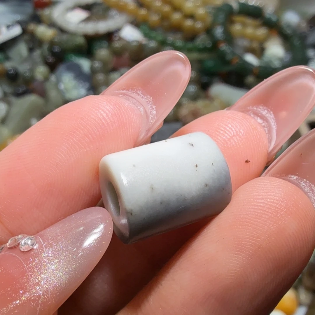 和田玉未镶嵌珠宝半成品