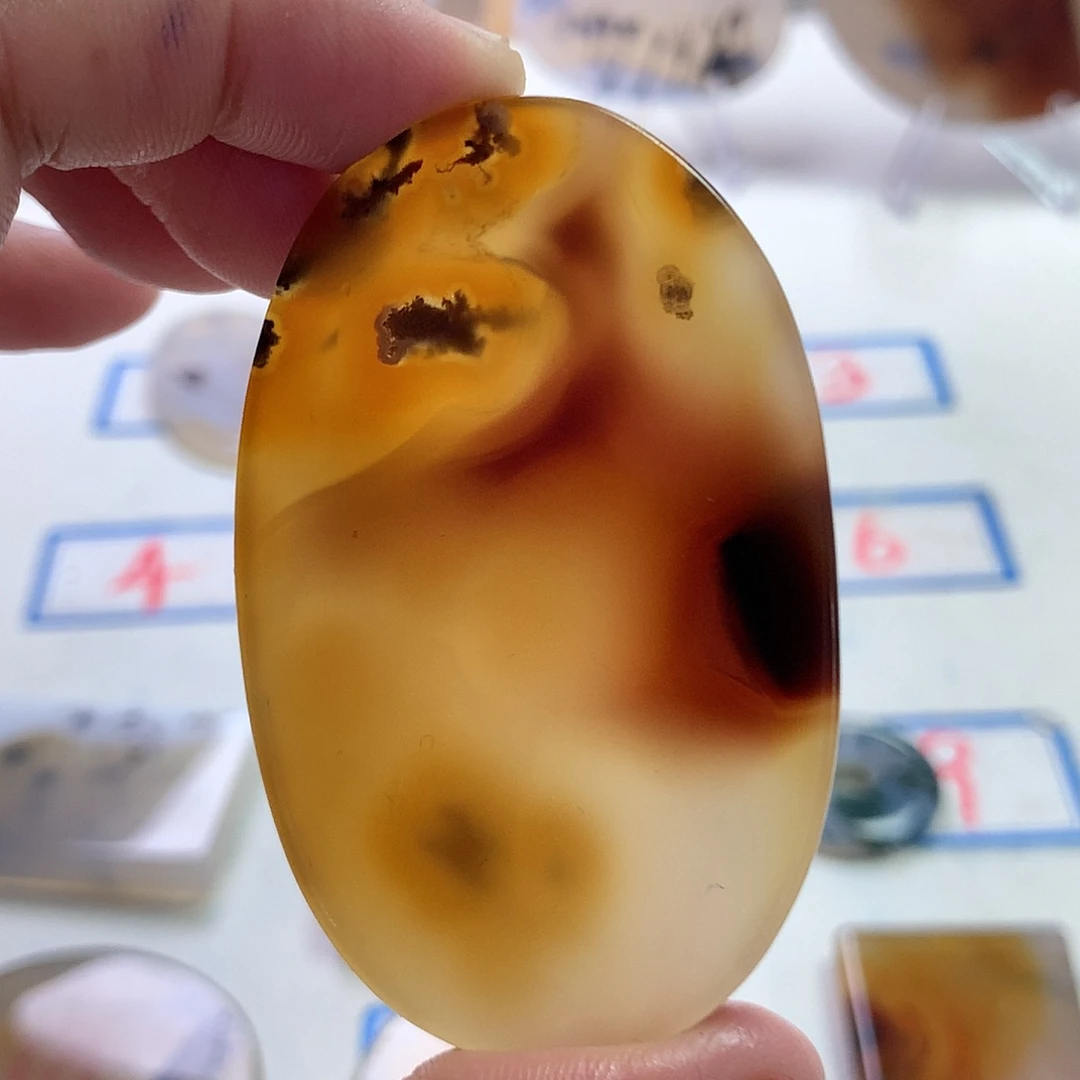 未镶嵌玛瑙/玉髓珠宝半成品