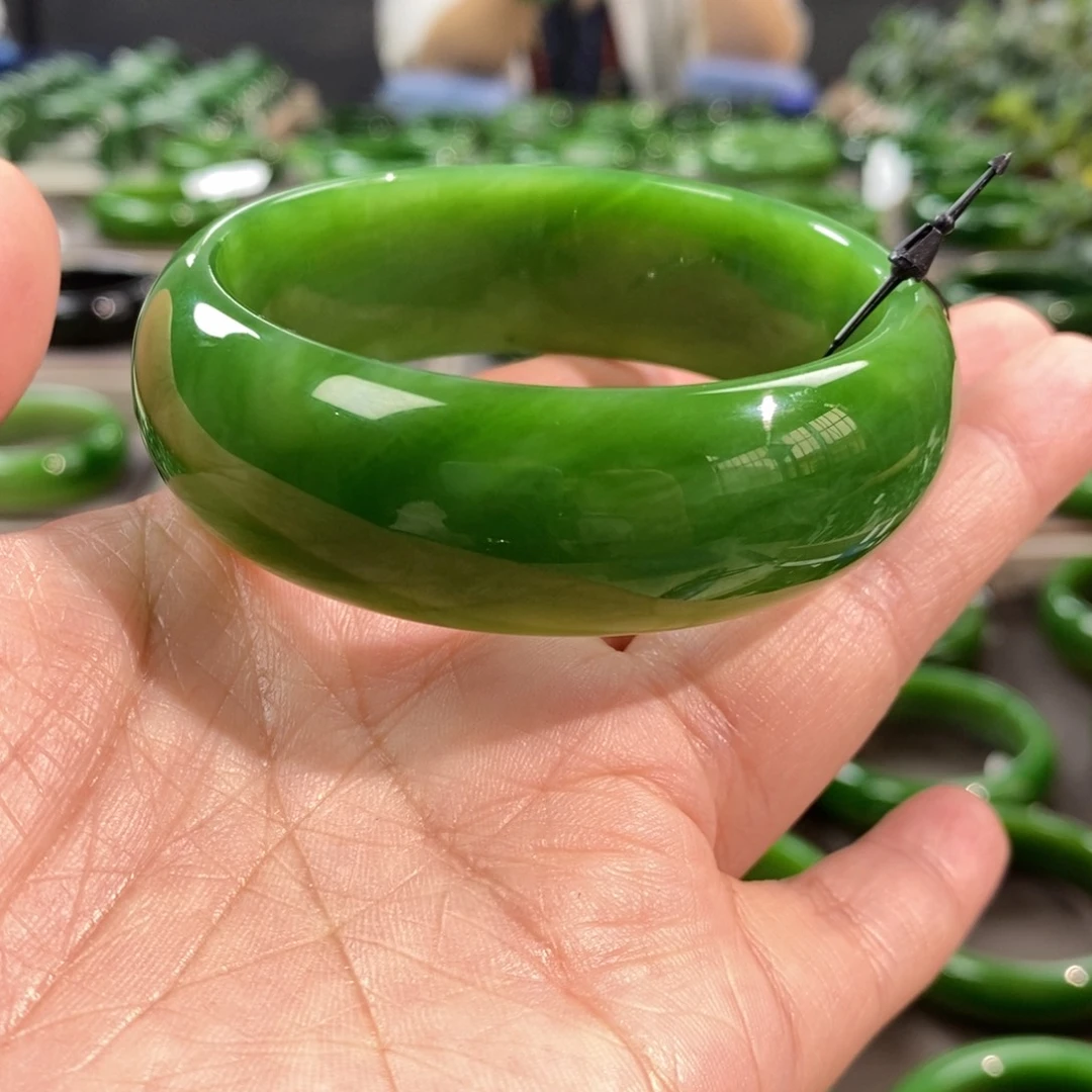 和田玉（碧玉）手镯未镶嵌