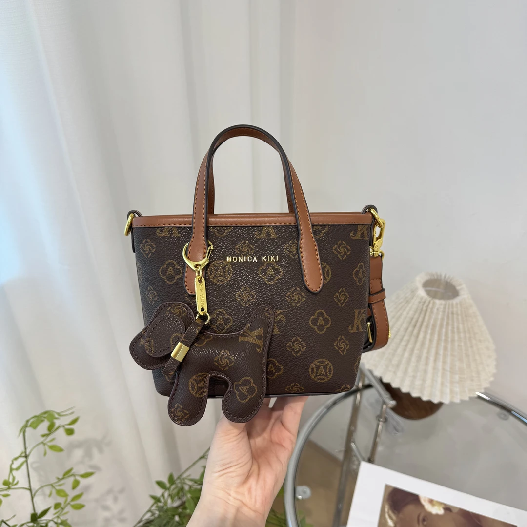 2025夏季新款时尚百搭单肩包经典印花手提斜挎菜篮子包7688