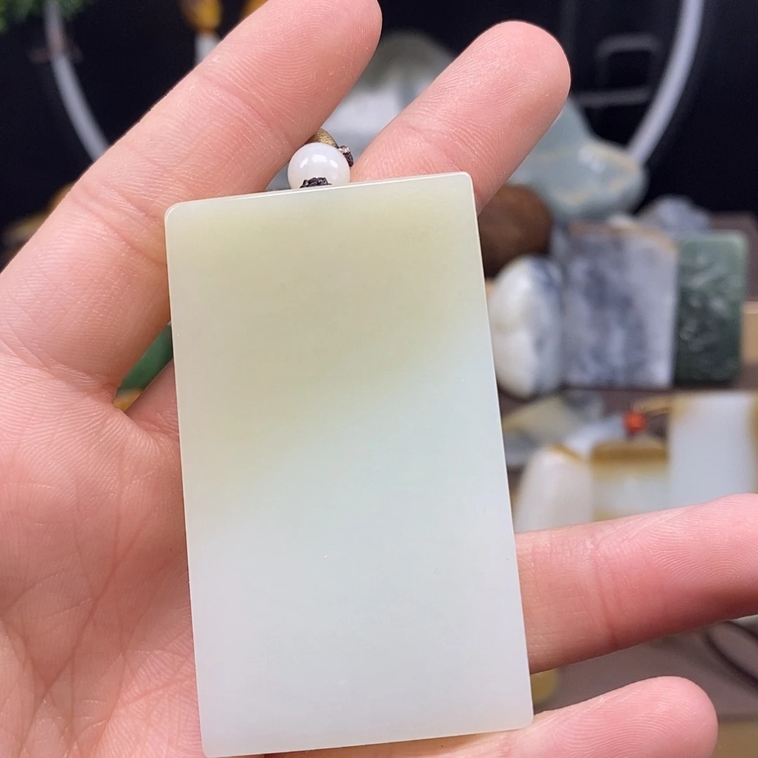 和田玉颈饰未镶嵌50