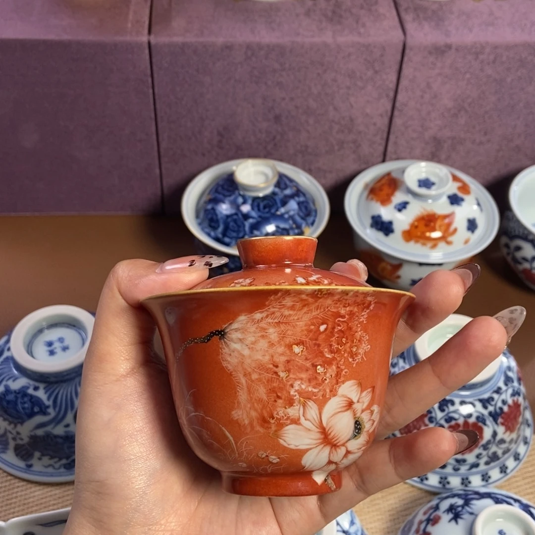 陶瓷云楼老油红绿釉剔彩荷花盖碗