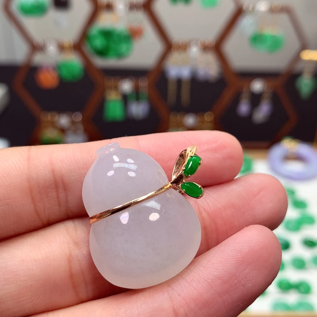 翡翠18K金镶嵌颈饰天然翡翠葫芦