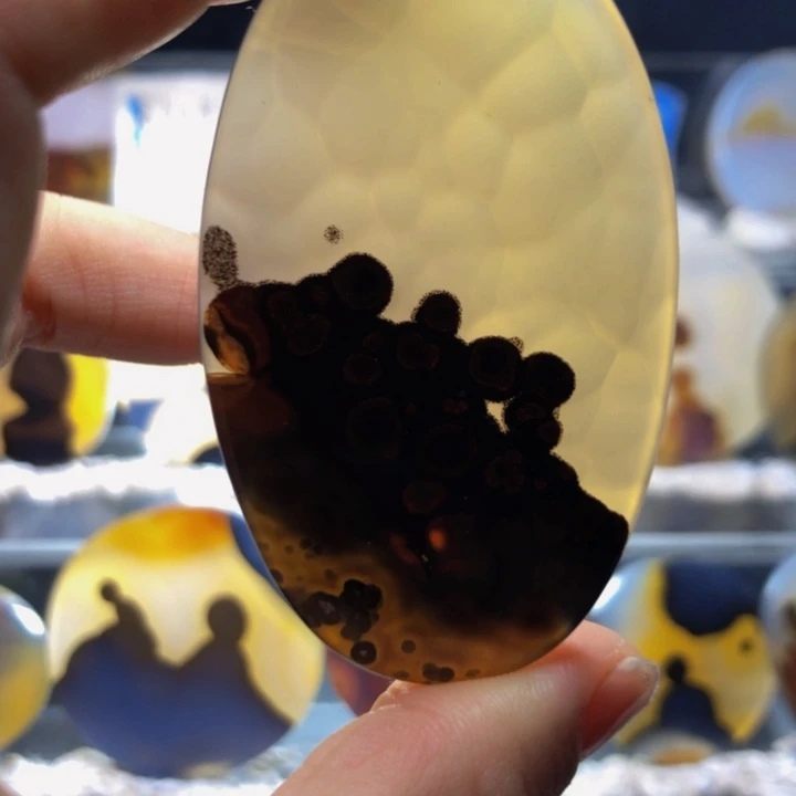 合金玛瑙/玉髓珠宝奇石31