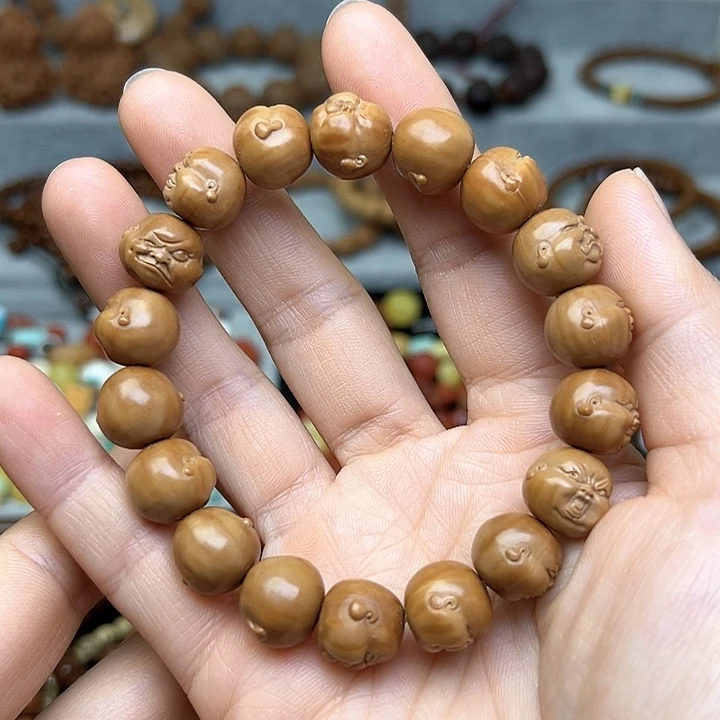 猴头核桃吊坠13m m雕刻人生百态