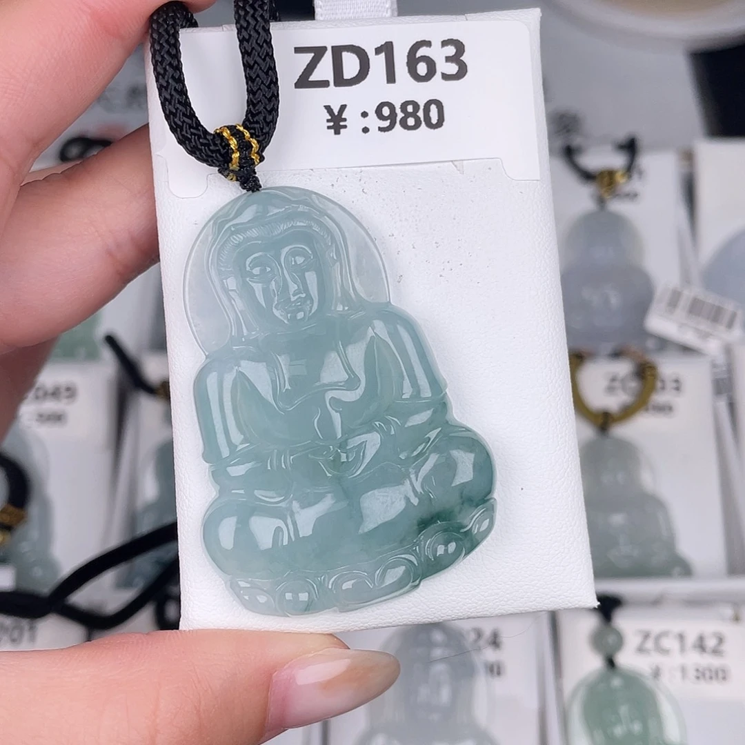 翡翠未镶嵌颈饰zd163