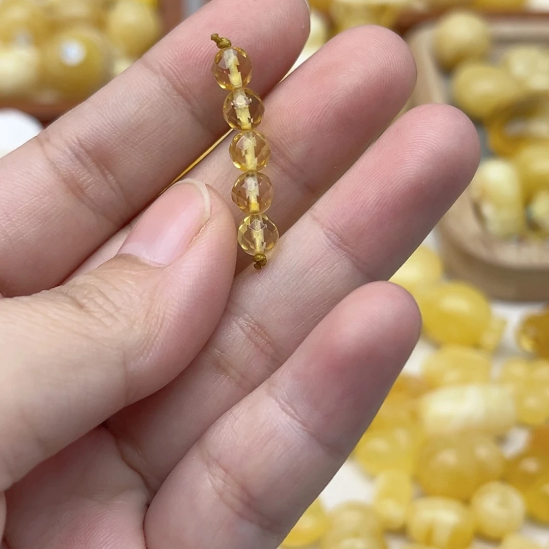 蜜蜡未镶嵌裸石配饰