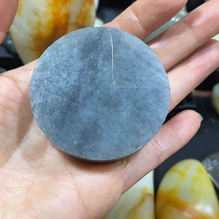 未镶嵌和田玉（糖玉）挂件