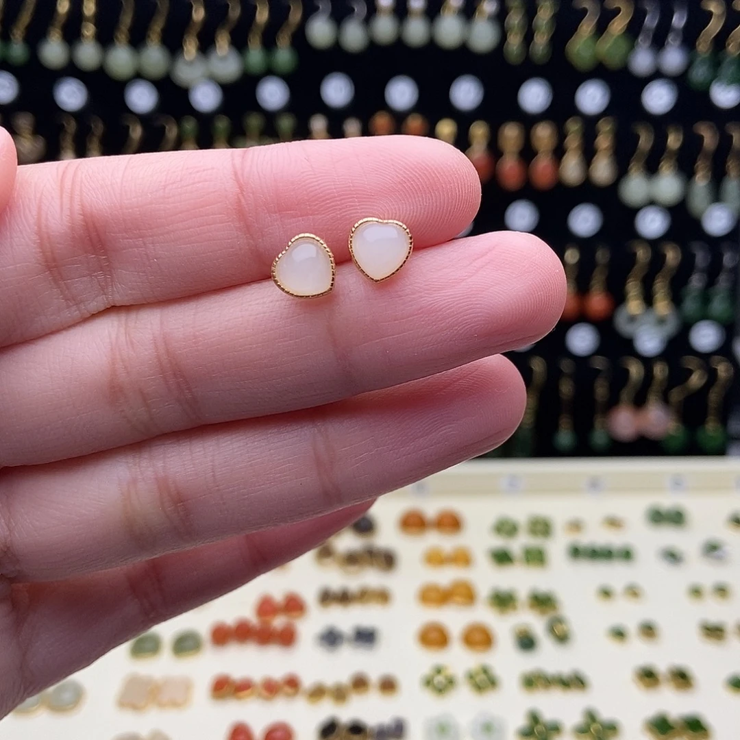 和田玉银S925镶嵌耳饰