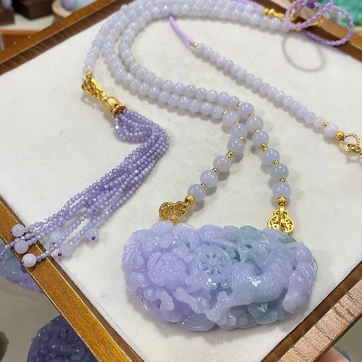 翡翠未镶嵌颈饰翡翠吊坠