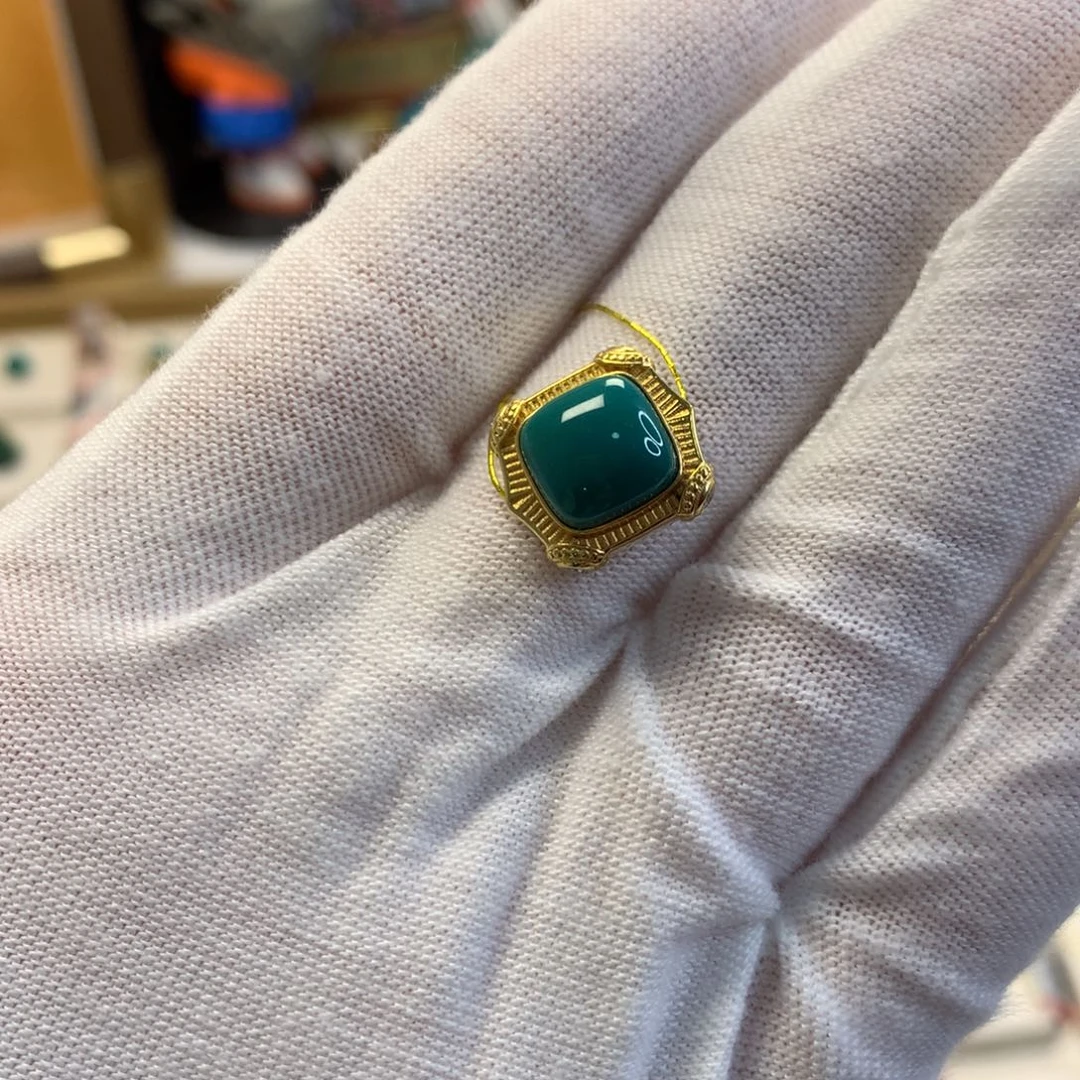 绿松石18K金镶嵌珠宝奇石