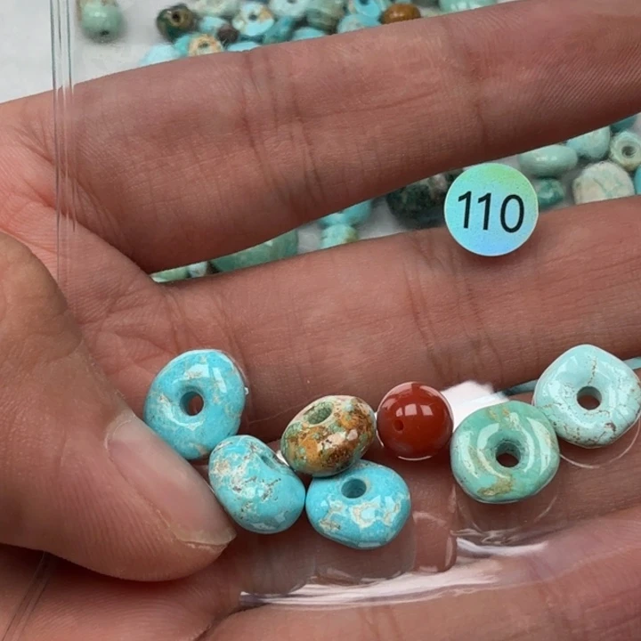 南红玛瑙未镶嵌珠宝奇石