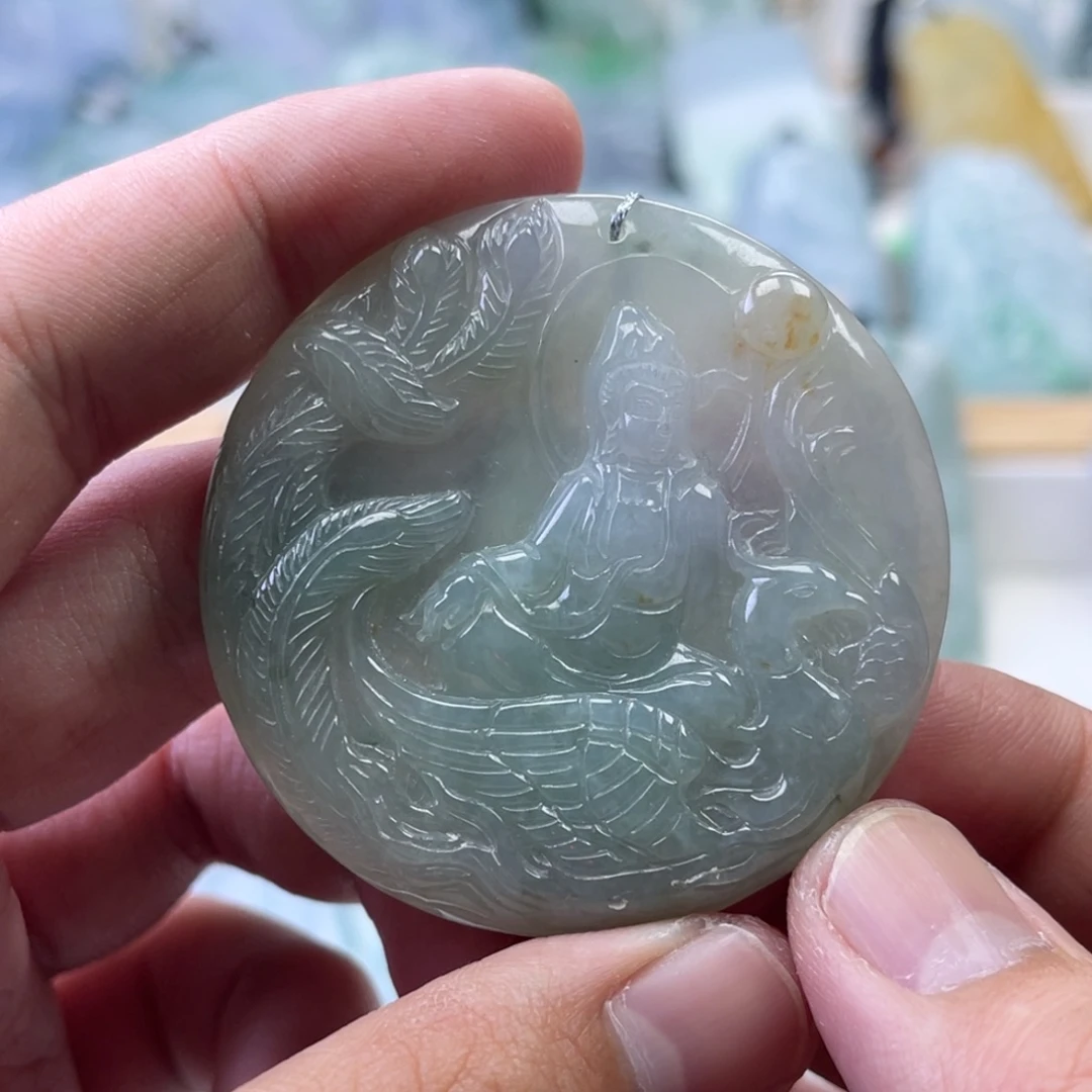 翡翠未镶嵌颈饰284