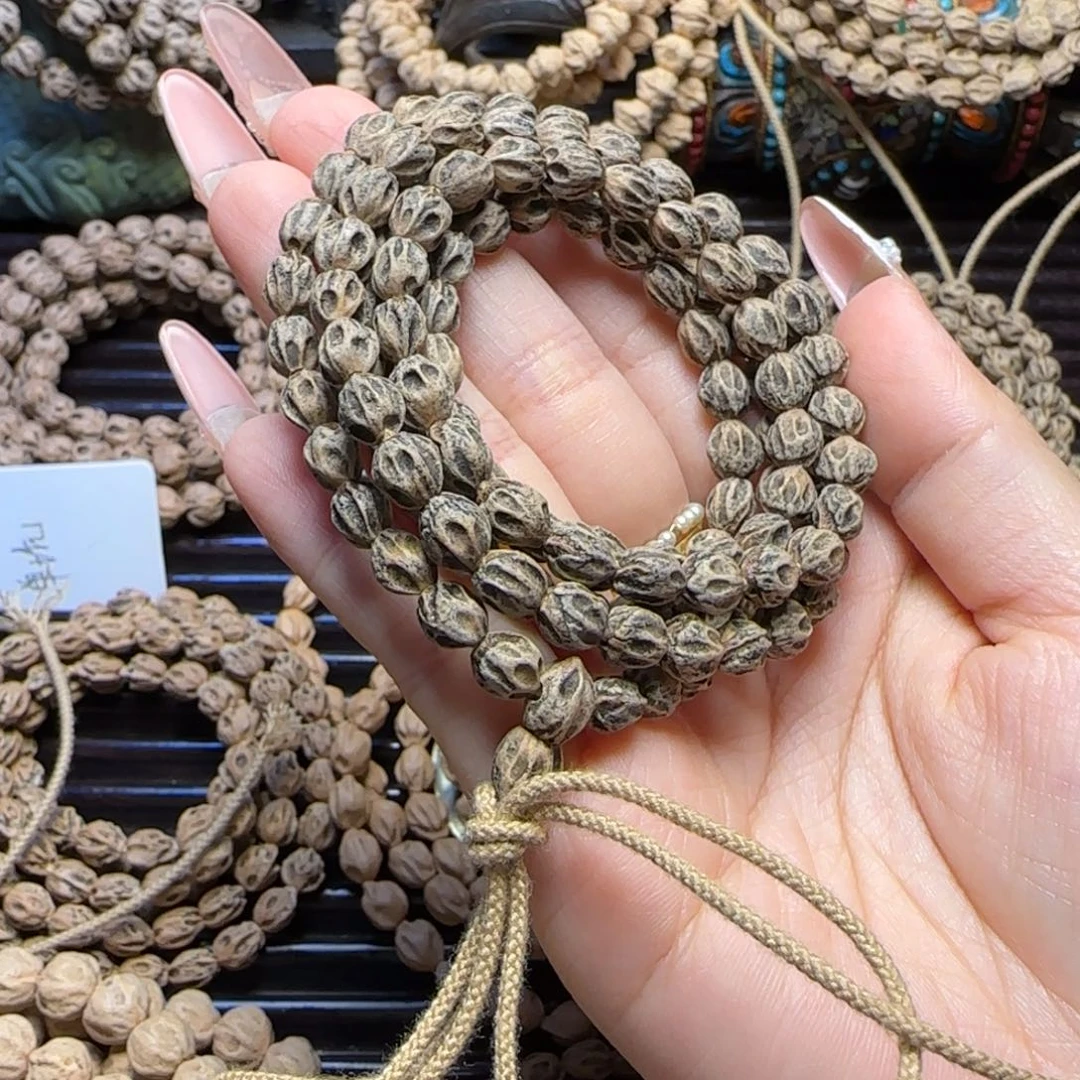 浊***o柏香籽/百香籽吊坠