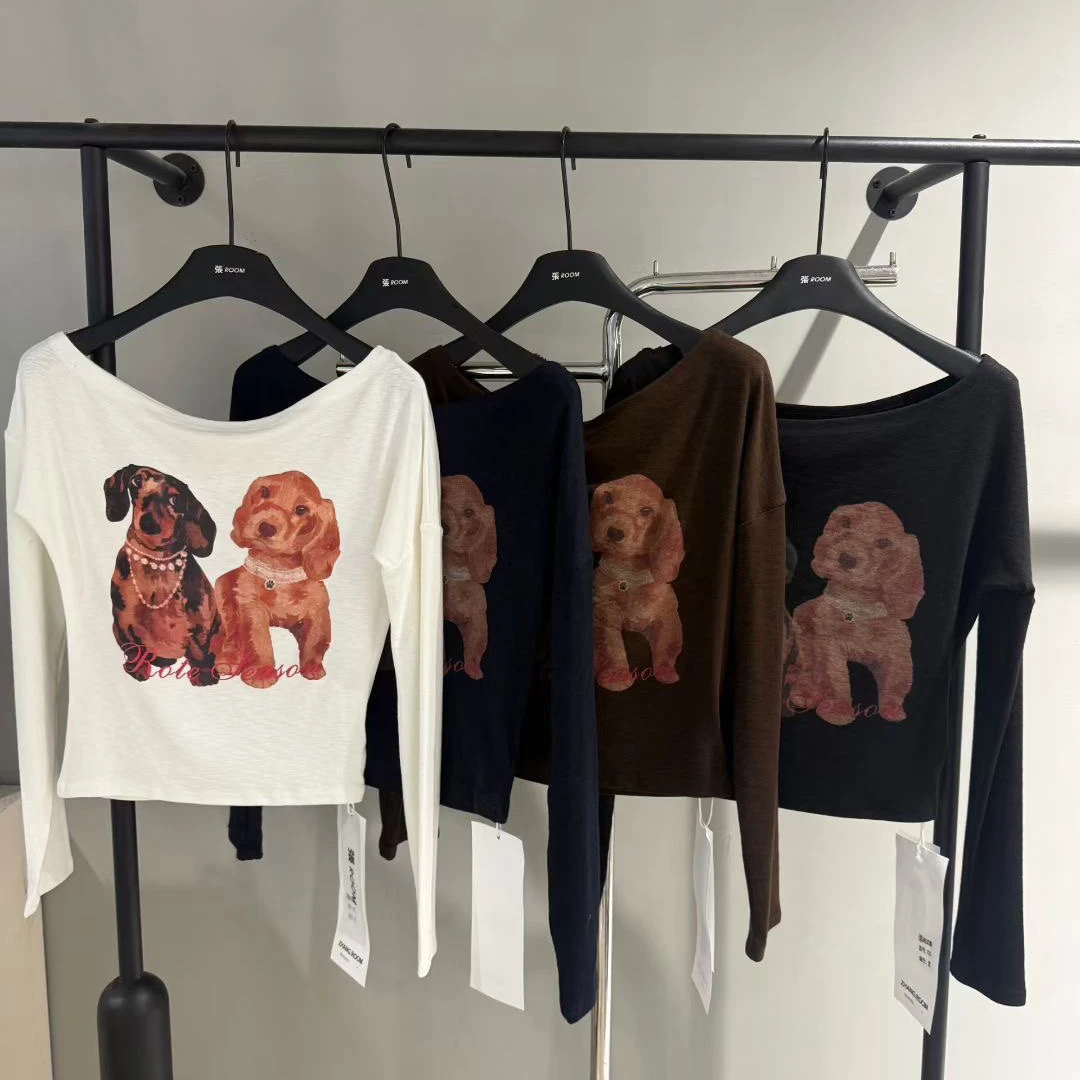 2025秋季新款美式卡通印花一字肩长袖T恤女设计感修身显瘦打底衫