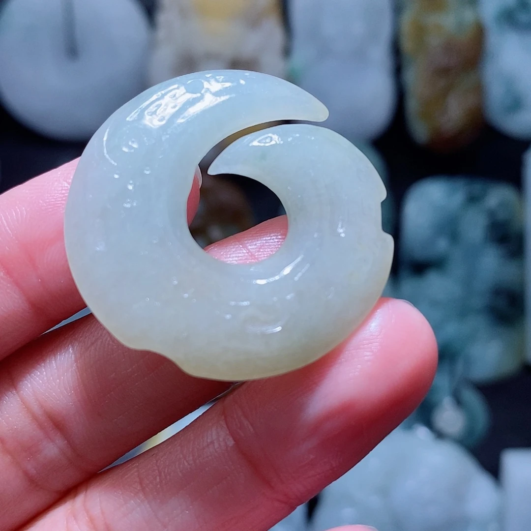 定制翡翠未镶嵌翡翠