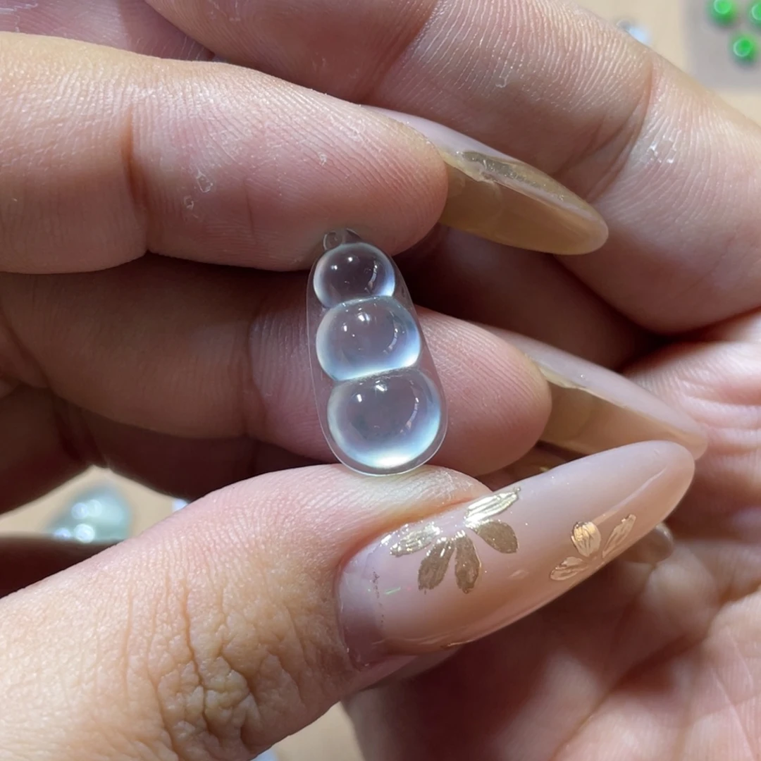 颈饰未镶嵌翡翠豆子