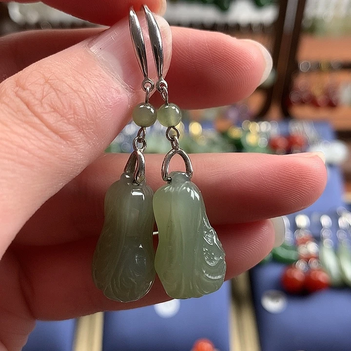 和田玉银S925镶嵌耳饰白菜21.7左右晴水色