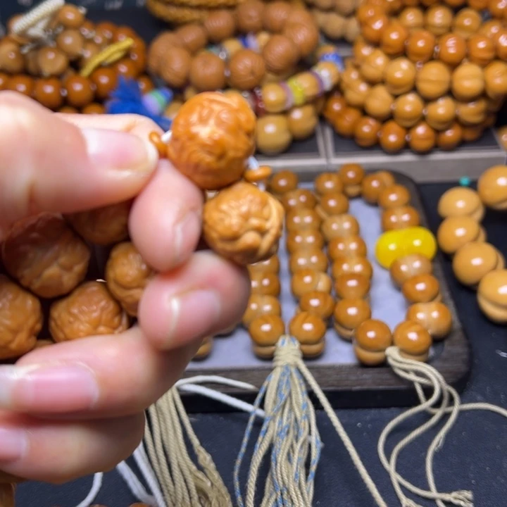 吊坠橄榄核聚宝盆