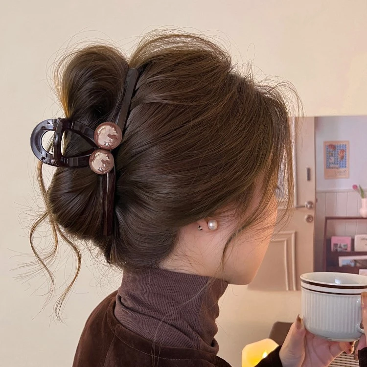 高级感珍珠抓夹后脑勺盘发鲨鱼夹大号秋冬发饰女2025新款头饰发夹
