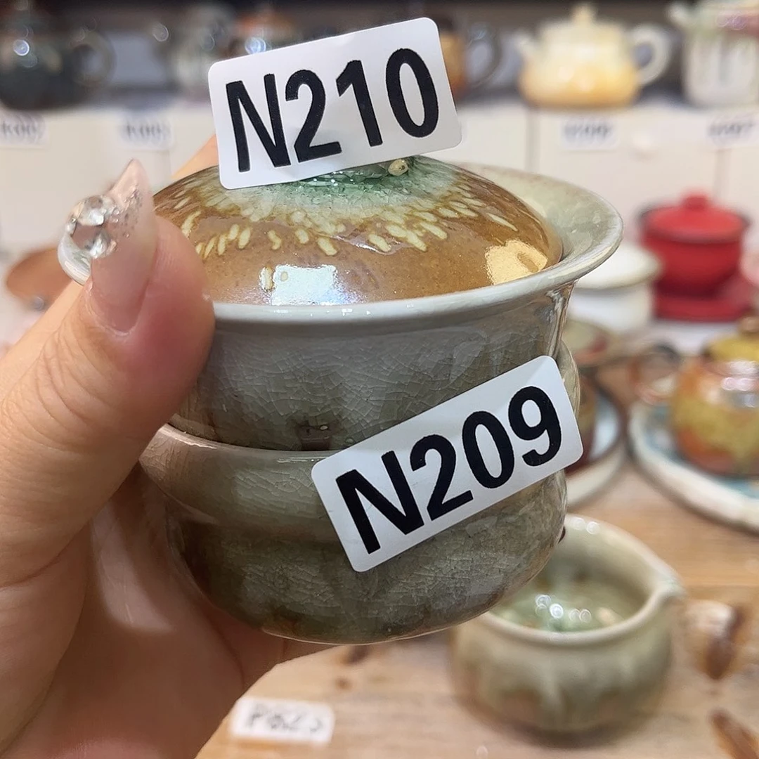 朱泥茶杯庄**?陶瓷艺术