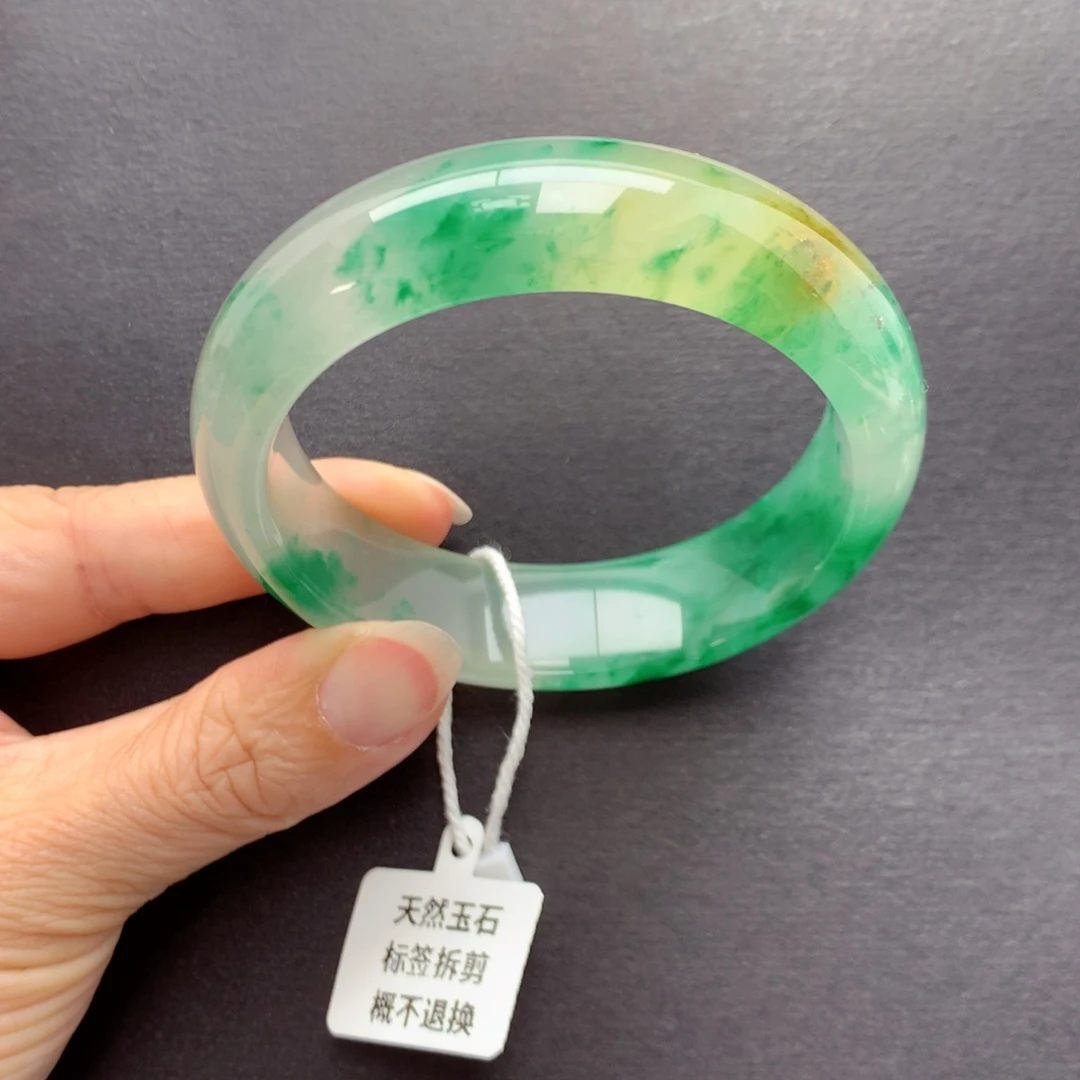 未镶嵌手镯石英质玉