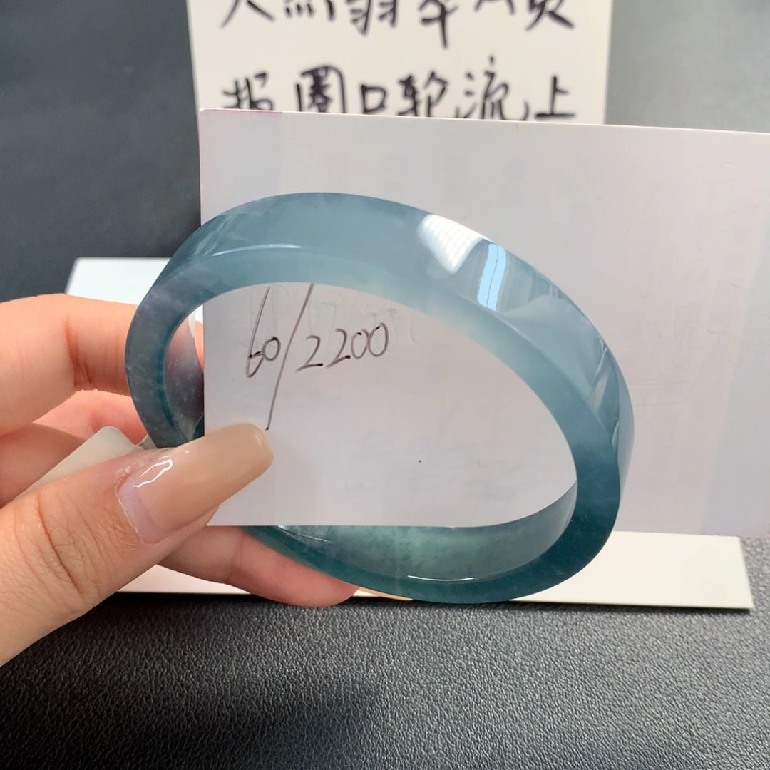 翡翠未镶嵌手镯天然翡翠