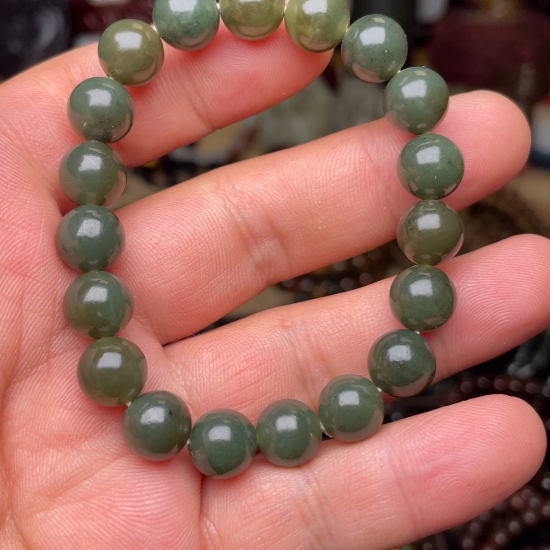 岫岩河磨玉（透闪石质玉）未镶嵌颈饰卡10福利