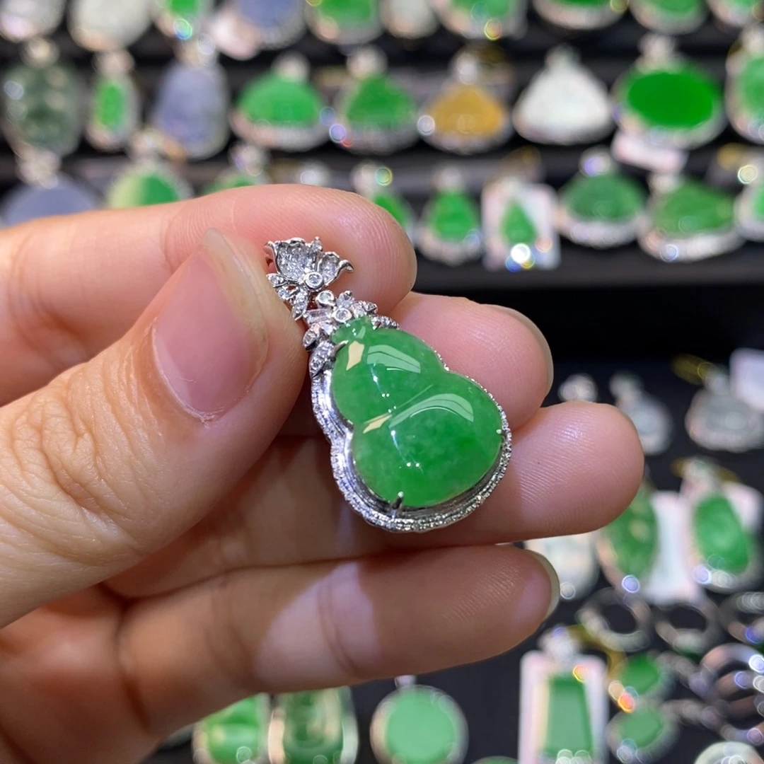 翡翠18K金镶嵌吊坠(不含链)