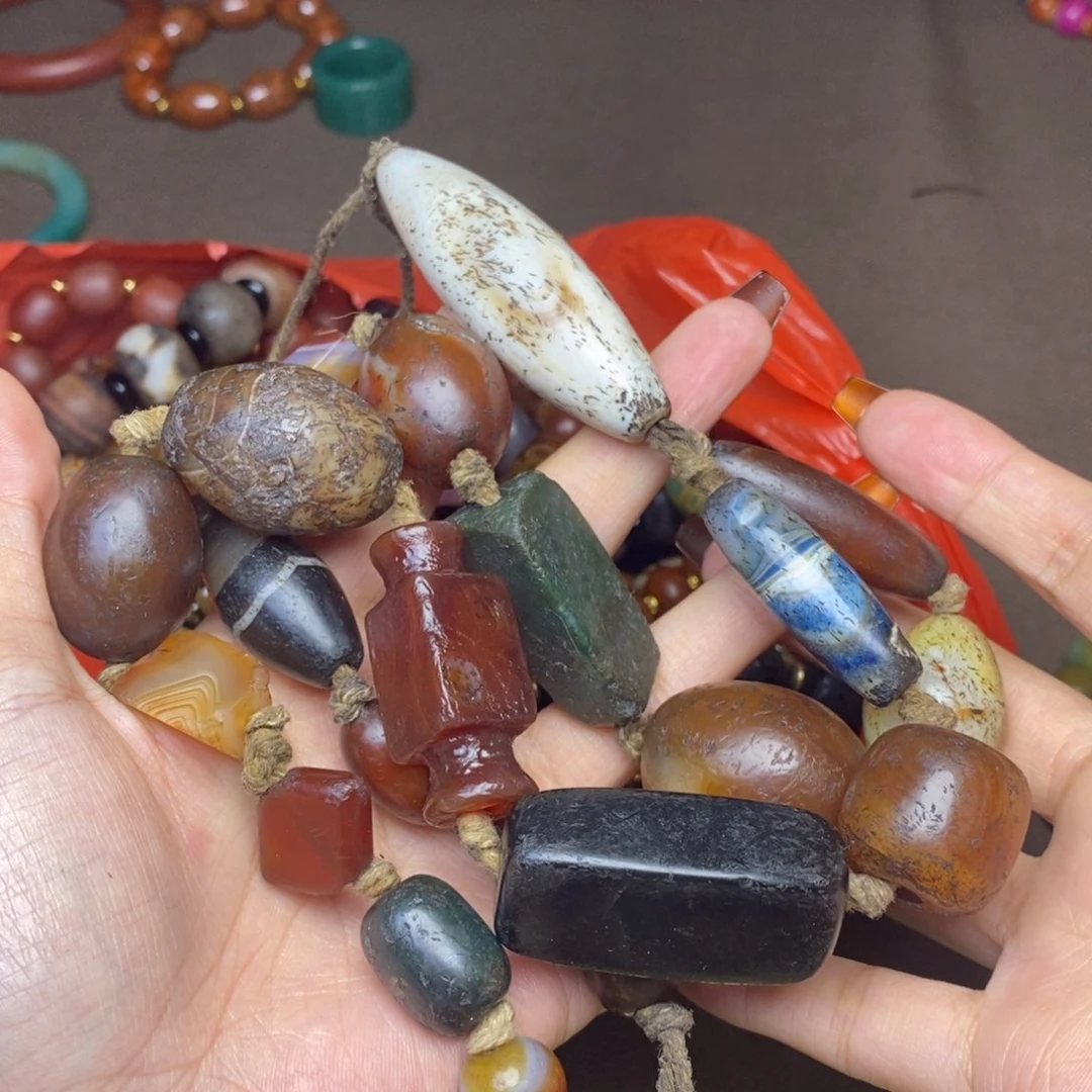 玛瑙/玉髓颈饰未镶嵌