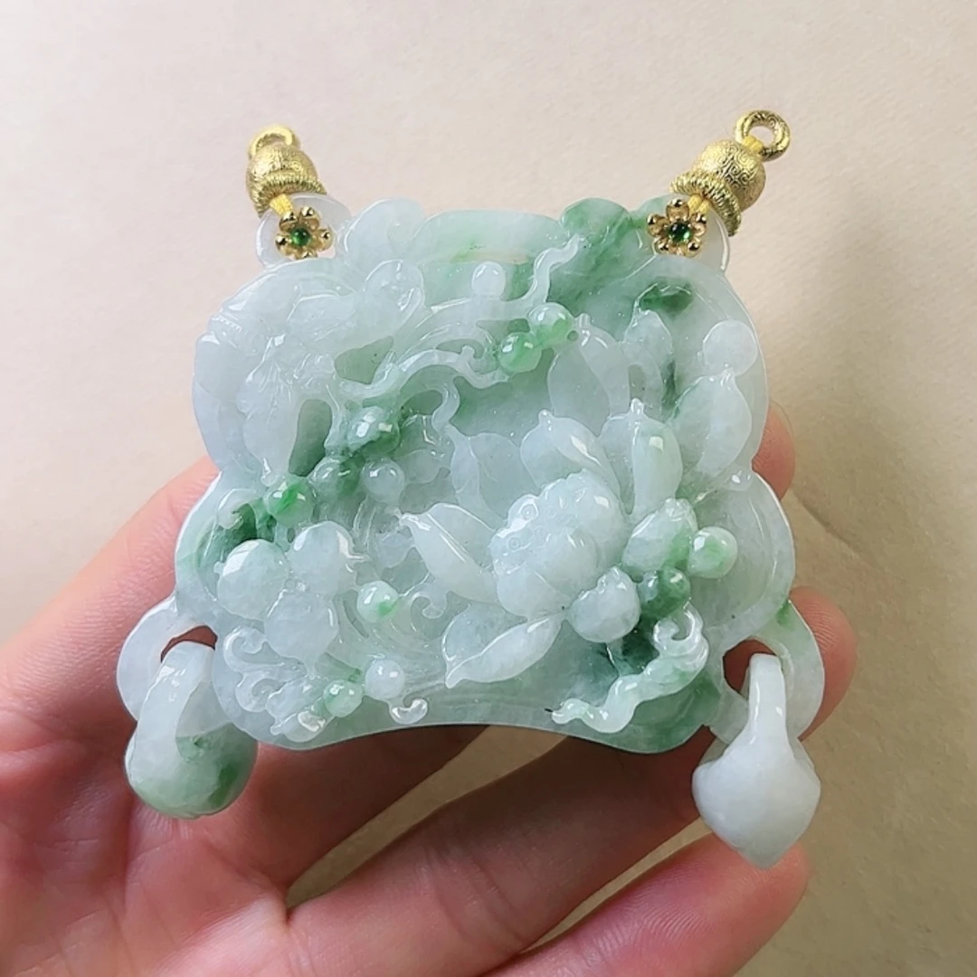 【闪购商品】翡翠颈饰未镶嵌挂件