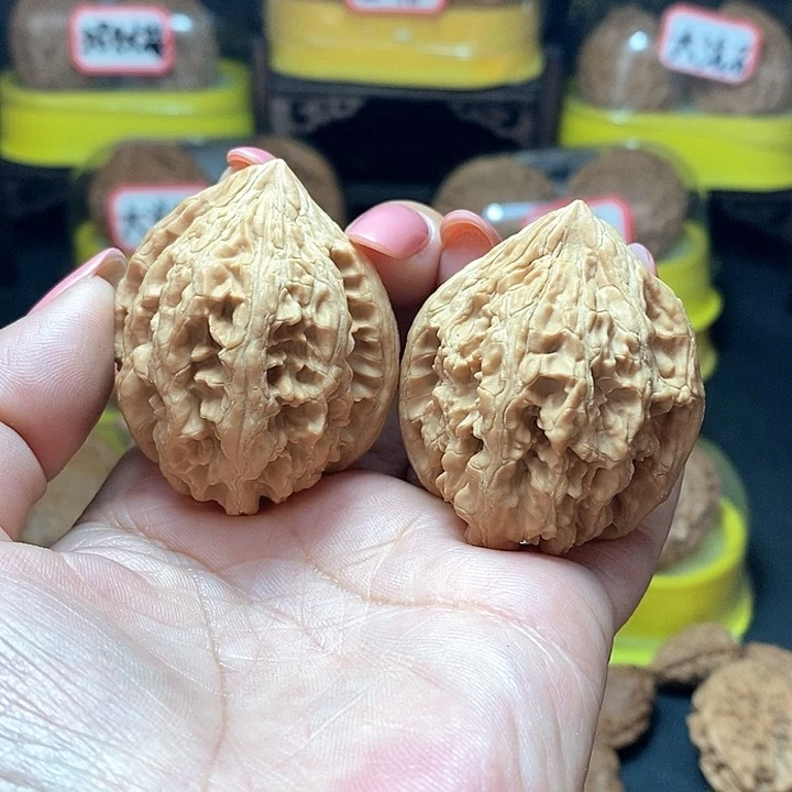 文玩核桃把件T*C大沽石