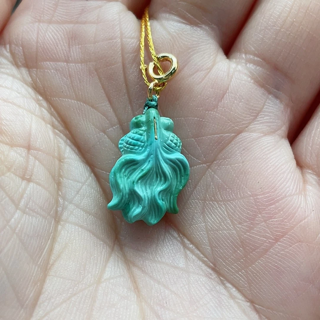 绿松石颈饰未镶嵌