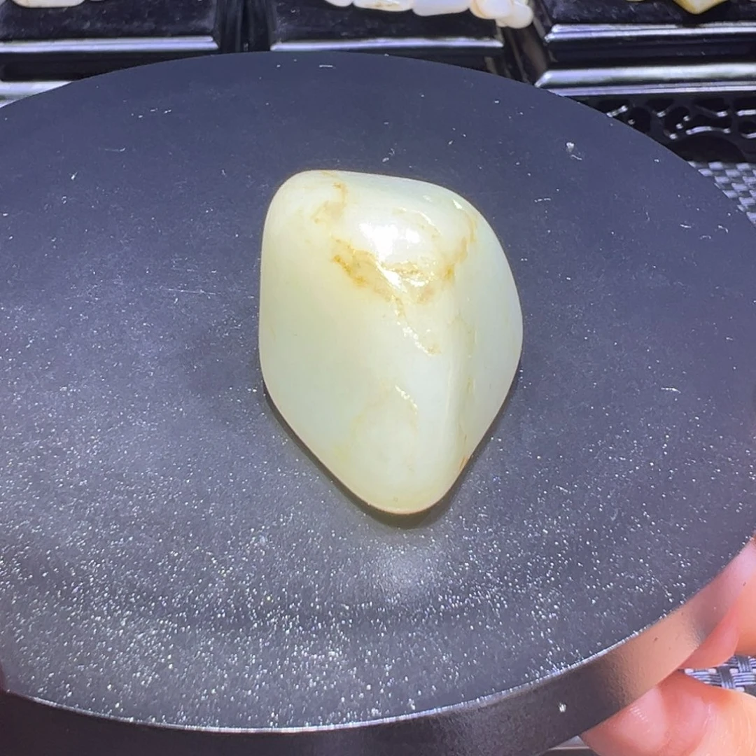 和田玉（子料）未镶嵌颈饰33克-19