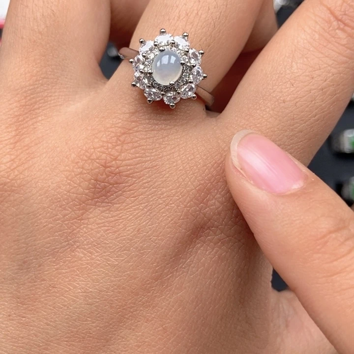 翡翠未镶嵌戒指戒指