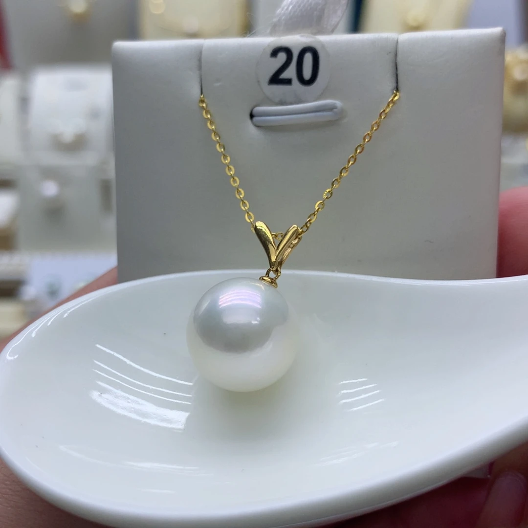 淡水珍珠18K金镶嵌吊坠(不含链)