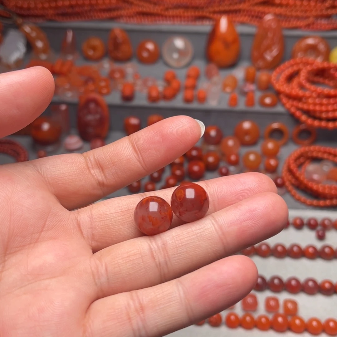 楚***姐南红玛瑙未镶嵌配饰火焰圆珠12.2~12.3m