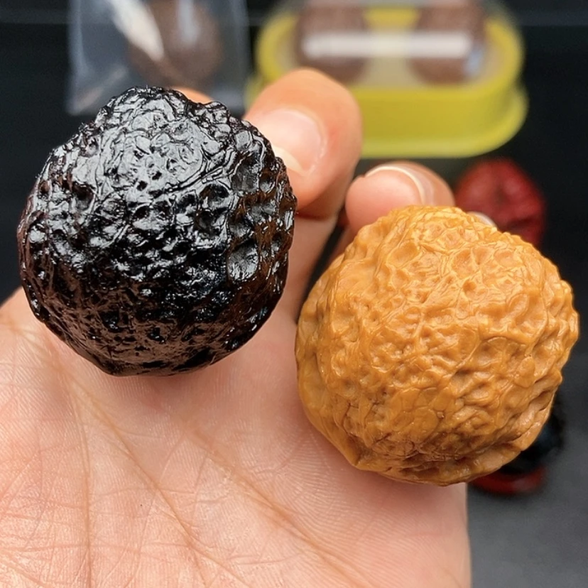 【闪购商品】把件文玩核桃39尺蛇皮元宝