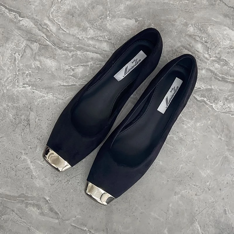 百丽官气质单鞋女浅口新款粗跟鞋子法式平底低跟瓢鞋黑色工作四季